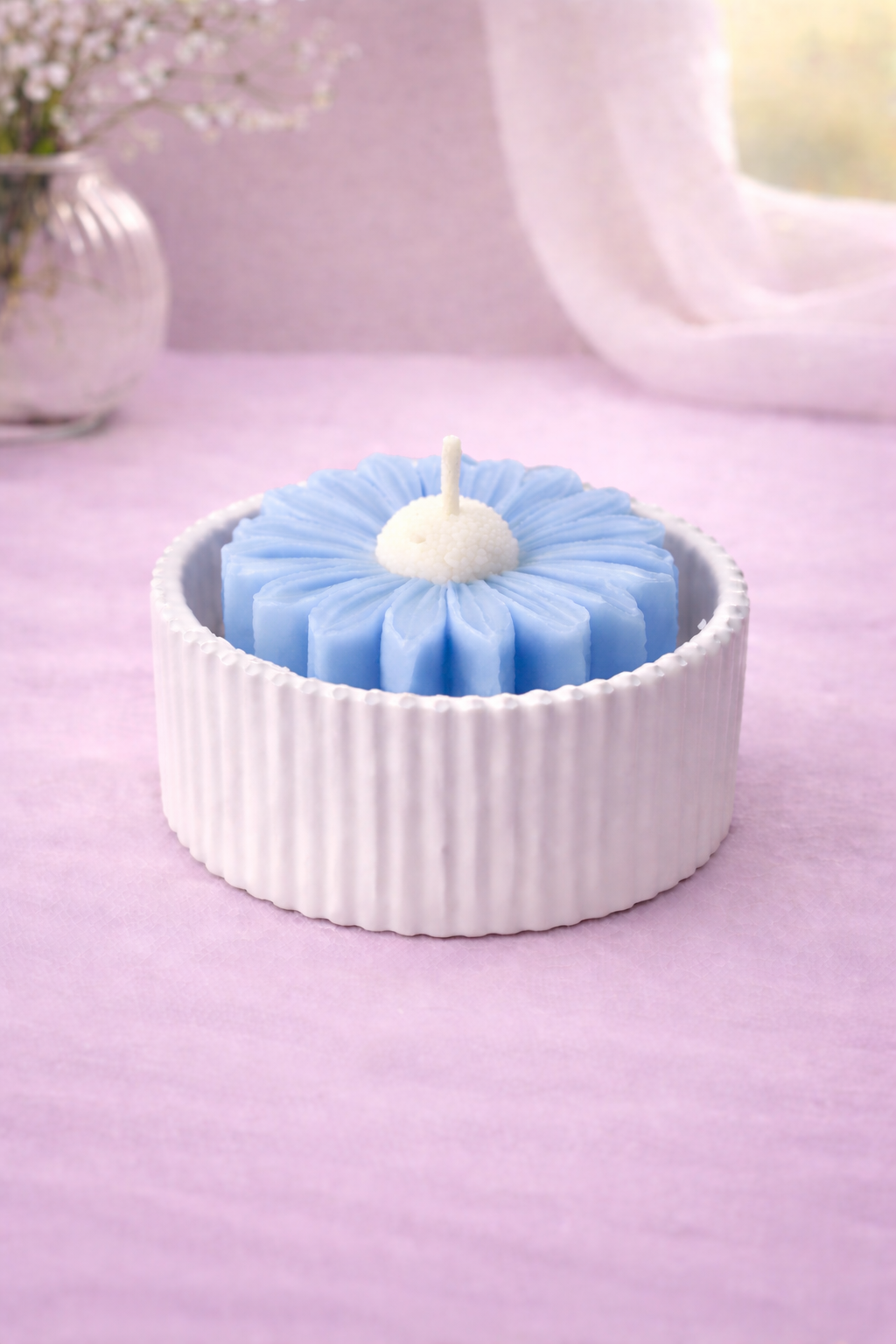 Daisy Bloom Candle